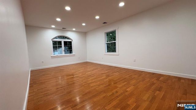 266 Hamilton Road, Teaneck, NJ 07666
