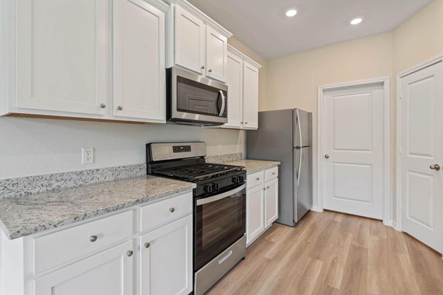25522 Blooming Hazel Drive, Cleveland, TX 77328