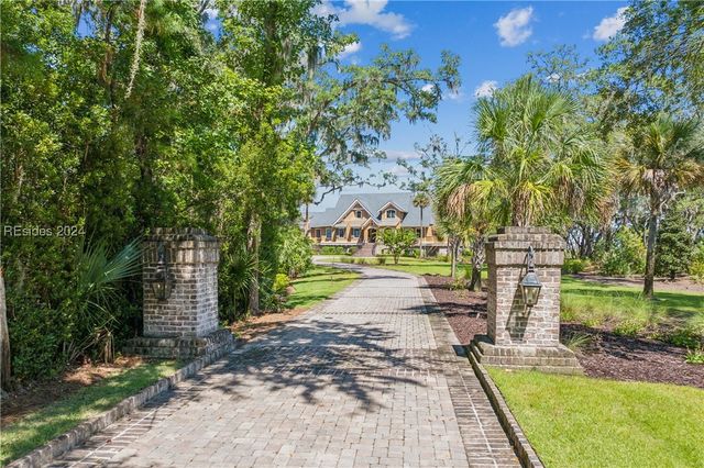 151 Inverness Dr, Bluffton, SC 29910