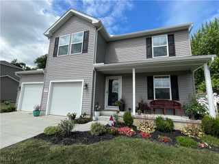 5993 Montauk Point, Vermilion, OH 44089