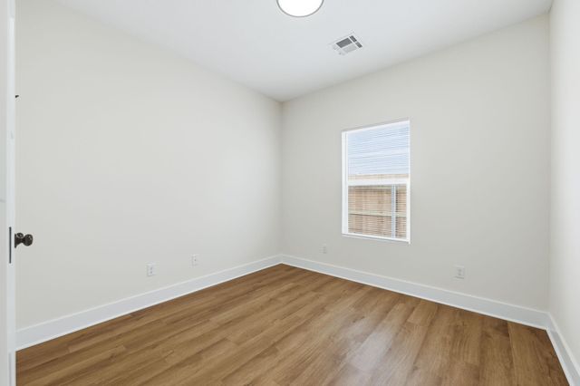 16830 W Kashmir St, Goddard, KS 67052