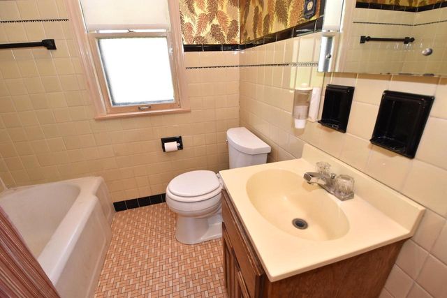 12814 W Hampton AVENUE, Butler, WI 53007