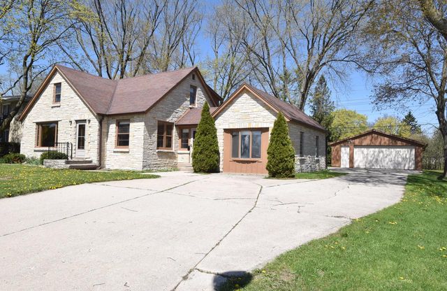 12814 W Hampton AVENUE, Butler, WI 53007