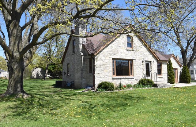 12814 W Hampton AVENUE, Butler, WI 53007
