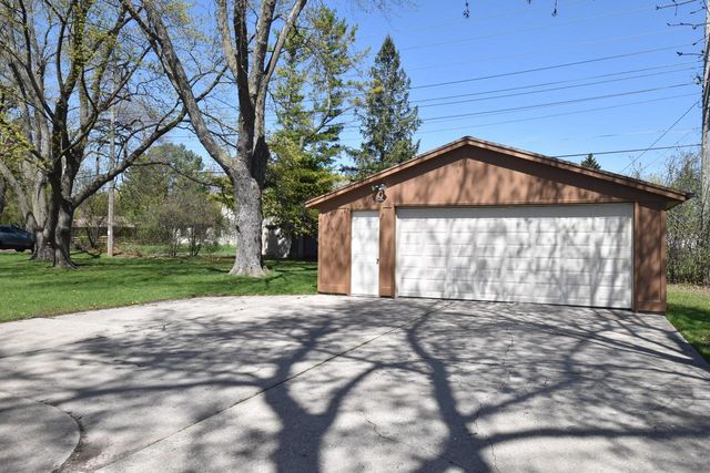 12814 W Hampton AVENUE, Butler, WI 53007