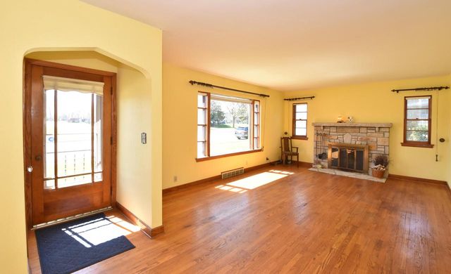 12814 W Hampton AVENUE, Butler, WI 53007