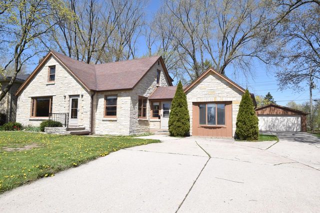 12814 W Hampton AVENUE, Butler, WI 53007