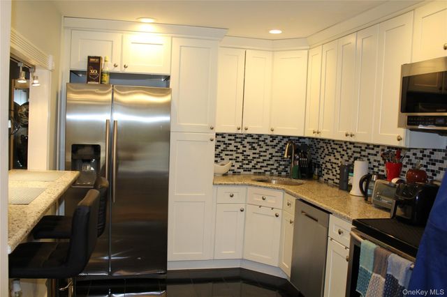 1 Secora B19, Monsey, NY 10952