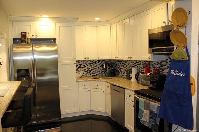 1 Secora B19, Monsey, NY 10952