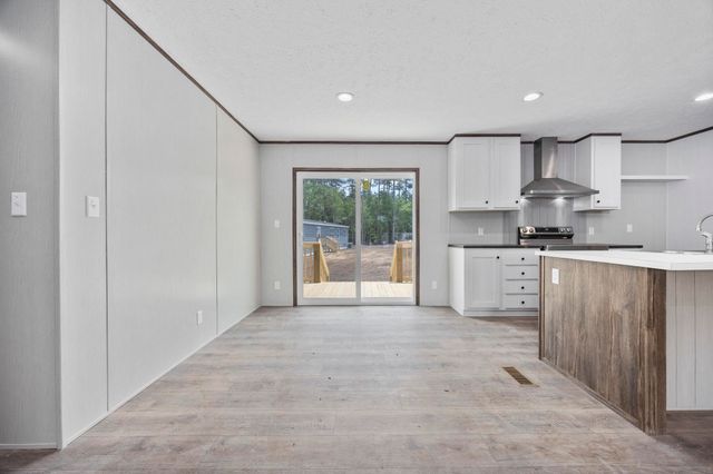 1335 Rabbit Ln., Conway, SC 29526