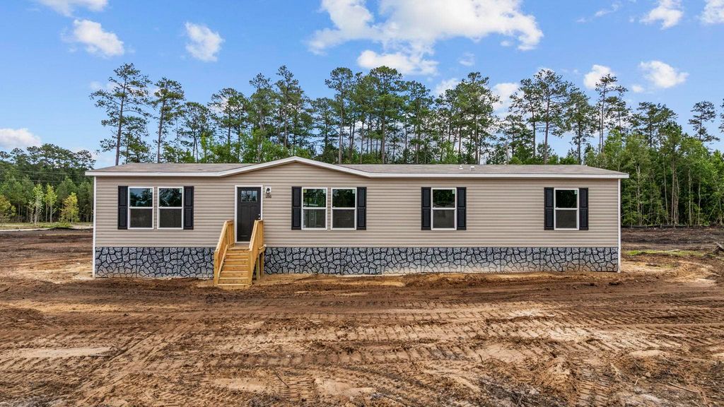 1335 Rabbit Ln., Conway, SC 29526