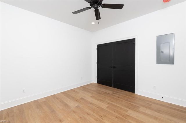 3200 Holly Rd Apt 201, Virginia Beach, VA 23451