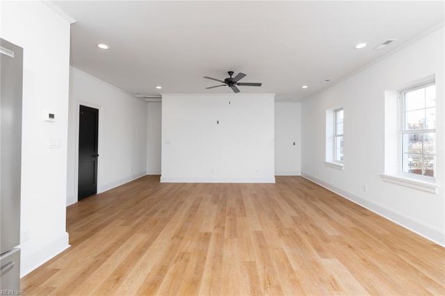 3200 Holly Rd Apt 201, Virginia Beach, VA 23451