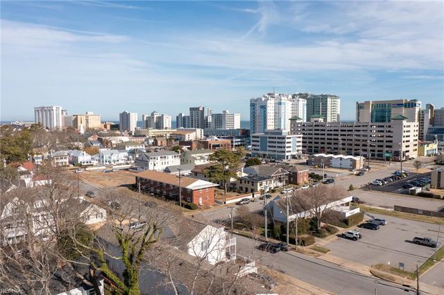 3200 Holly Rd Apt 201, Virginia Beach, VA 23451