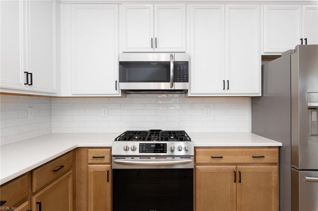 3200 Holly Rd Apt 201, Virginia Beach, VA 23451