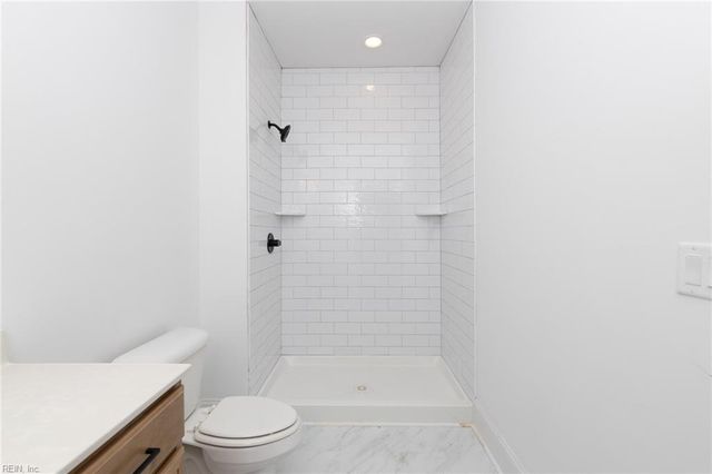 3200 Holly Rd Apt 201, Virginia Beach, VA 23451