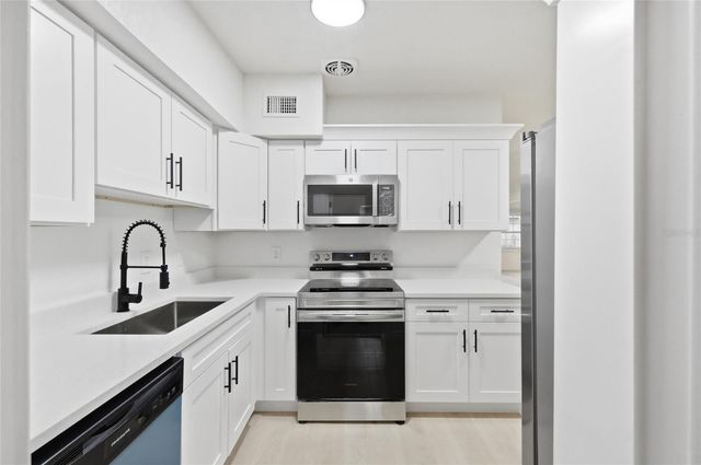 2817 TOURAINE AVENUE, Orlando, FL 32812