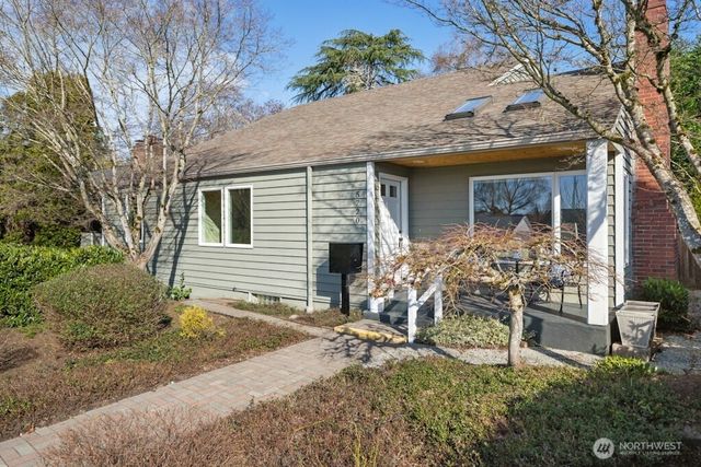 5720 59th Avenue NE, Seattle, WA 98105