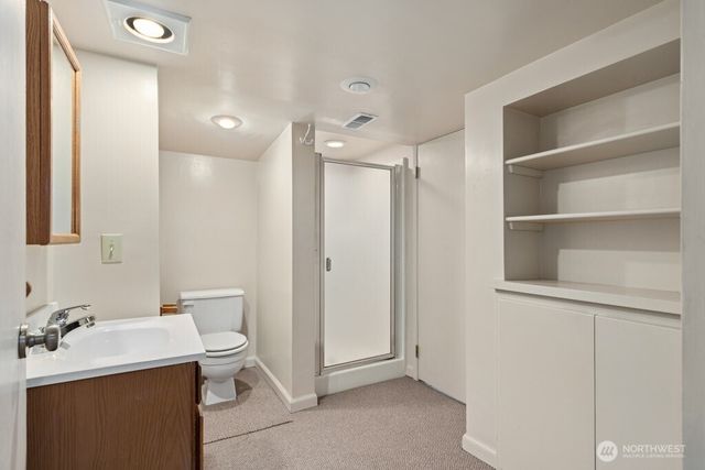 5720 59th Avenue NE, Seattle, WA 98105