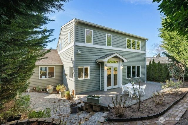 5720 59th Avenue NE, Seattle, WA 98105