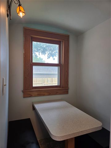 1738 Higley Avenue SE, Cedar Rapids, IA 52403