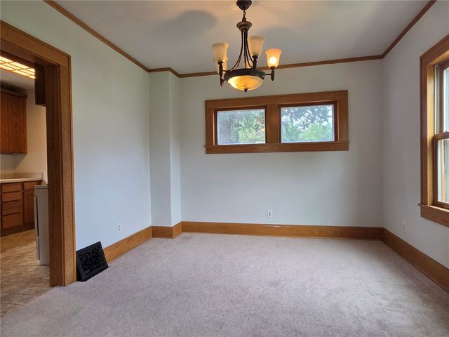 1738 Higley Avenue SE, Cedar Rapids, IA 52403