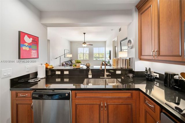 200 NE 2nd Ave 304, Delray Beach, FL 33444