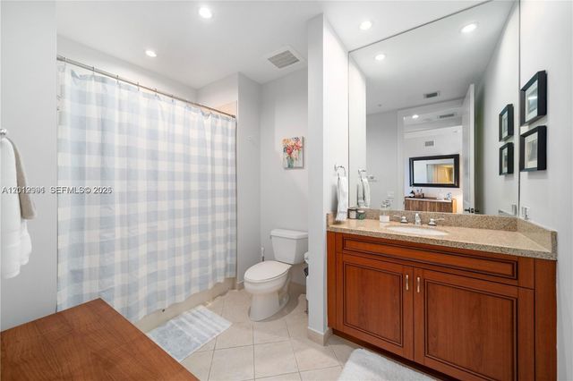 200 NE 2nd Ave 304, Delray Beach, FL 33444