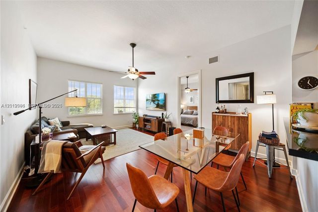200 NE 2nd Ave 304, Delray Beach, FL 33444