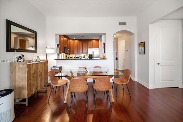 200 NE 2nd Ave 304, Delray Beach, FL 33444