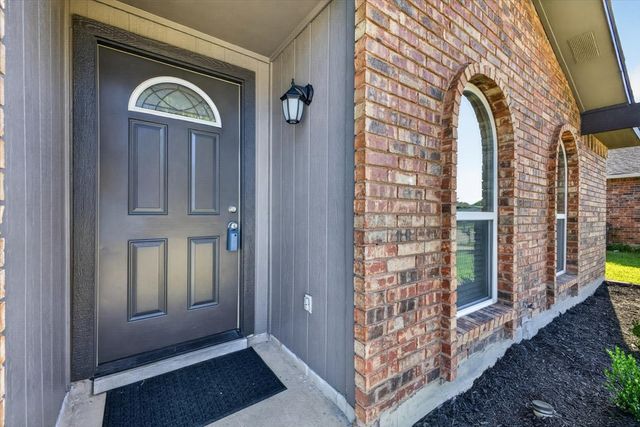 4121 Blue Flag Lane, Fort Worth, TX 76137