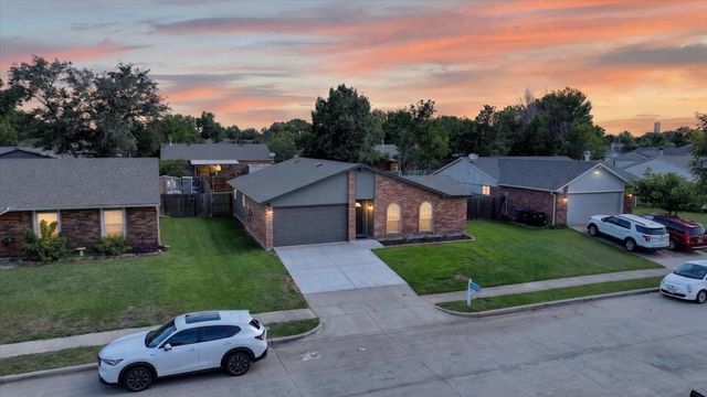 4121 Blue Flag Lane, Fort Worth, TX 76137