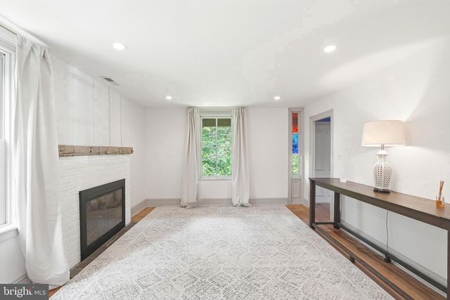 58 CENTER HILL RD, Upper Black Eddy, PA 18972