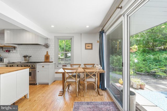 58 CENTER HILL RD, Upper Black Eddy, PA 18972
