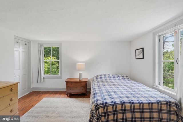 58 CENTER HILL RD, Upper Black Eddy, PA 18972