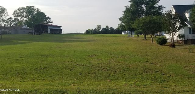 1089 White Oak Drive, Williamston, NC 27892