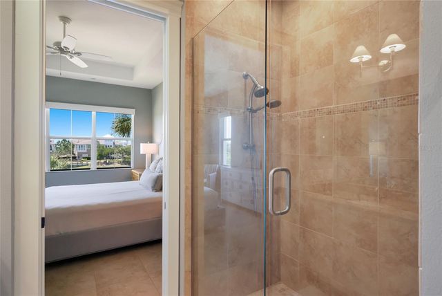 258 SAPPHIRE LAKE DRIVE 202, Bradenton, FL 34209