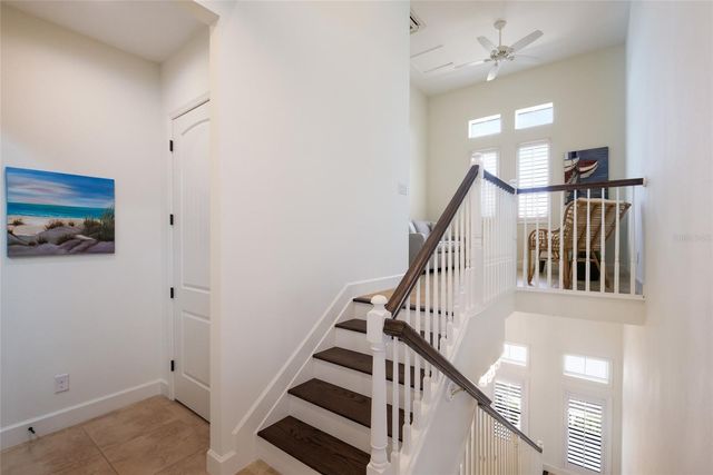 258 SAPPHIRE LAKE DRIVE 202, Bradenton, FL 34209