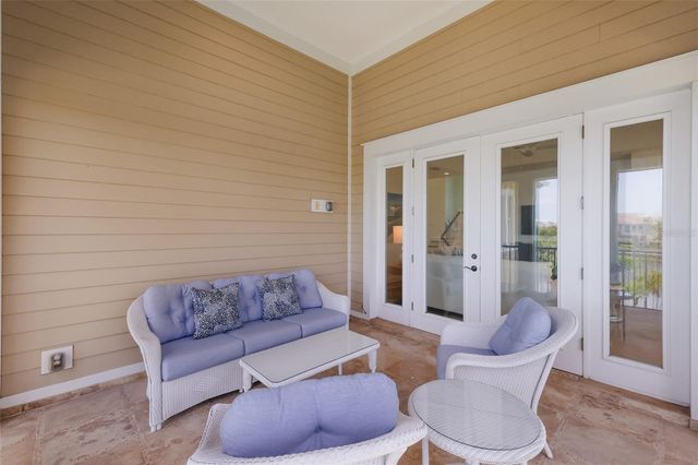 258 SAPPHIRE LAKE DRIVE 202, Bradenton, FL 34209