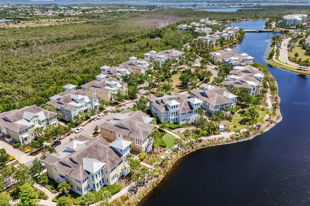 258 SAPPHIRE LAKE DRIVE 202, Bradenton, FL 34209