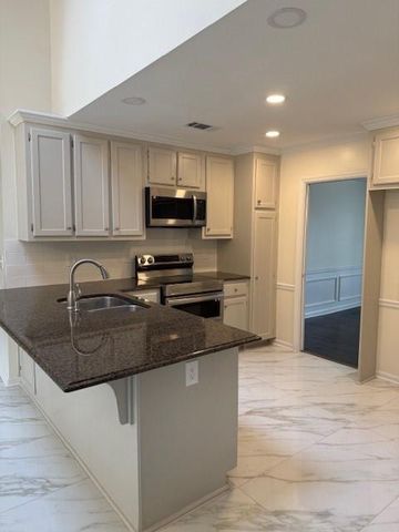 1817 Jacksons Creek Bluff, Marietta, GA 30068