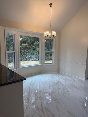 1817 Jacksons Creek Bluff, Marietta, GA 30068