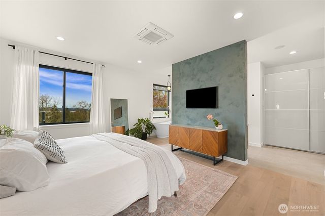 9687 Crest Drive, Blaine, WA 98230