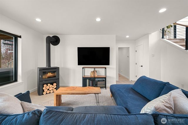 9687 Crest Drive, Blaine, WA 98230