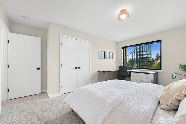 9687 Crest Drive, Blaine, WA 98230