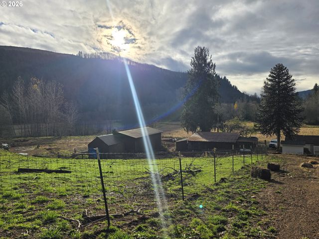 8442 US HIGHWAY 12, Glenoma, WA 98336