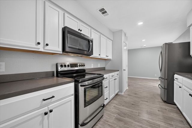 2023 N Bell Avenue, Denton, TX 76209