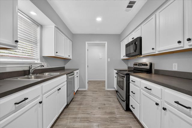 2023 N Bell Avenue, Denton, TX 76209