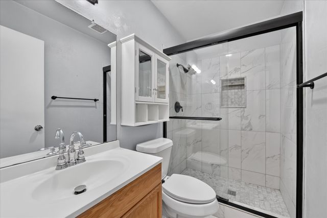 2023 N Bell Avenue, Denton, TX 76209