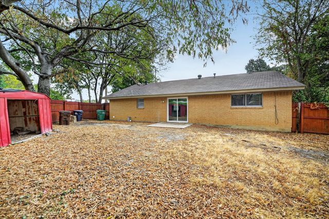 2023 N Bell Avenue, Denton, TX 76209